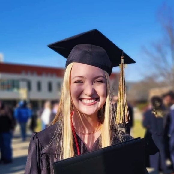 Meet your Posher, Madeleine - Picture 3 of 3